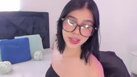 LilyWoodz online show from 12/20/25, 07:10