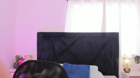 LilyWoodz online show from 04/06/26, 07:15