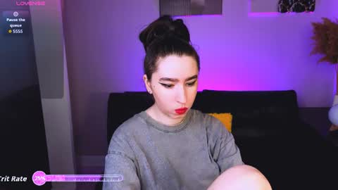 Snapshot of lily_xbaby chatting on 07/10/26, 02:41 LILY online show from 07/10/26, 02:41
