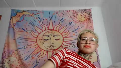 Snapshot of lilyadamsc chatting on 06/20/26, 04:59 Lily online show from 06/20/26, 04:59