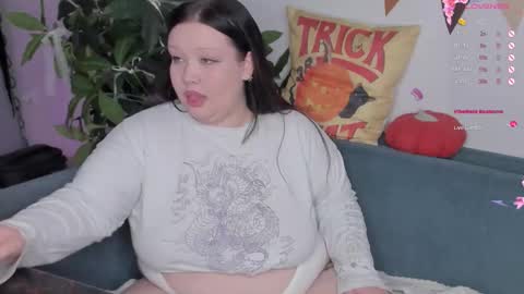 Lily online show from 10/24/25, 09:28