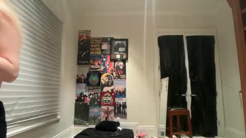 Snapshot of lilybrown07 chatting on 02/07/26, 02:15 lilybrown07 online show from 02/07/26, 02:15