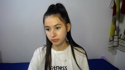 Lily Dumn online show from 12/20/25, 11:34