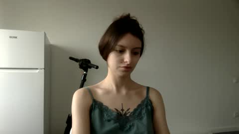 lilycandy_ online show from 03/07/25, 01:29