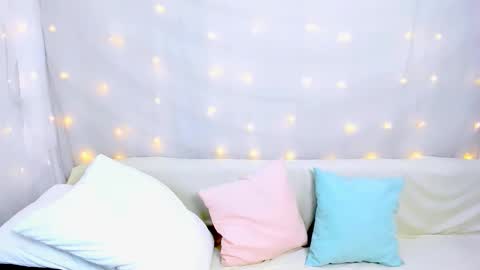 lilydavisss online show from 12/17/25, 03:01