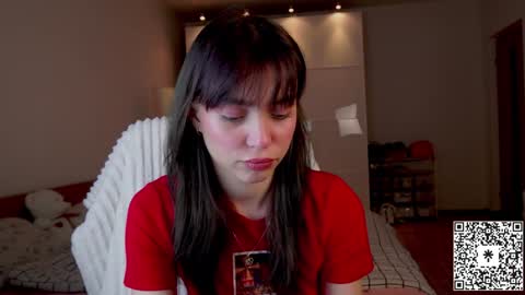 Snapshot of lilyewing_ chatting on 12/02/24, 01:46 Lily online show from 12/02/24, 01:46