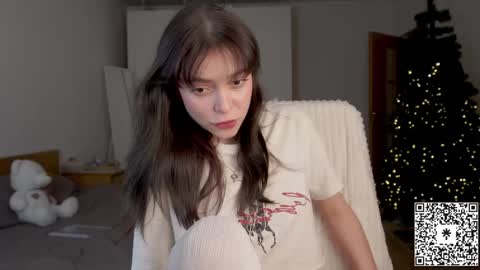 Snapshot of lilyewing_ chatting on 12/11/24, 04:20 Lily online show from 12/11/24, 04:20