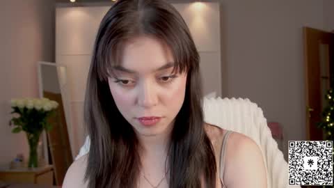 Snapshot of lilyewing_ chatting on 12/14/24, 02:31 Lily online show from 12/14/24, 02:31