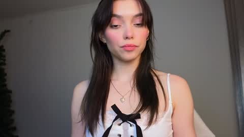 Snapshot of lilyewing_ chatting on 01/23/25, 04:48 Lily online show from 01/23/25, 04:48