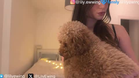 Lily   online show from 01/11/26, 03:39