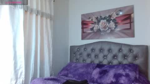 Snapshot of lilyfox23 chatting on 02/15/25, 03:39 lilyfox23 online show from 02/15/25, 03:39