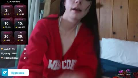 Lily Grace online show from 10/18/25, 04:48
