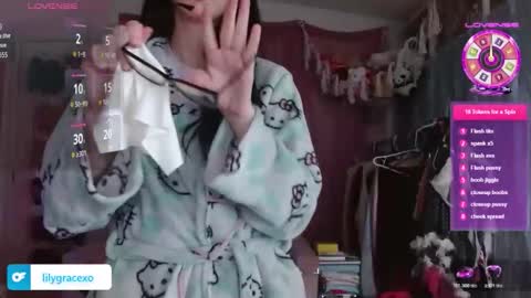 Lily Grace online show from 02/09/26, 01:42