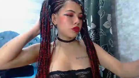 lilyjamesx online show from 02/13/25, 03:07