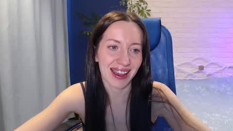 Lily online show from 09/14/25, 09:41