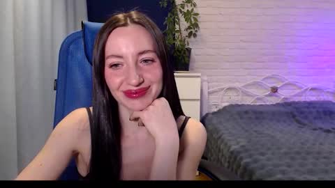 Lily online show from 11/01/25, 04:25