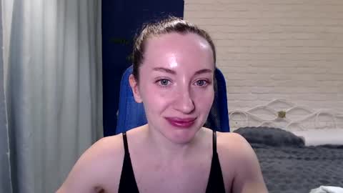 Snapshot of lilymellow chatting on 05/08/26, 11:48 Lily online show from 05/08/26, 11:48