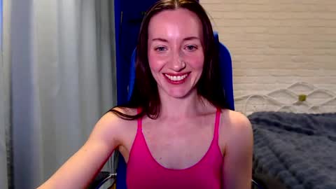 Snapshot of lilymellow chatting on 06/05/26, 09:15 Lily online show from 06/05/26, 09:15