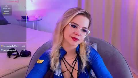 Rose online show from 10/30/25, 05:42