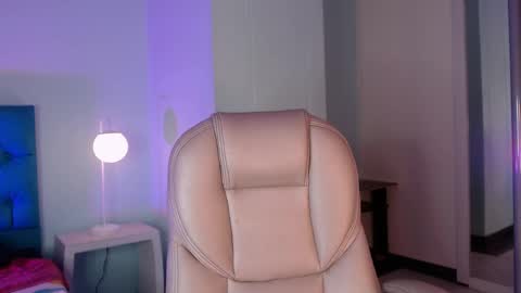 lilyred_ online show from 05/25/26, 03:12