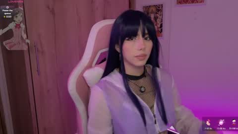 Snapshot of lilyrouse_ chatting on 05/08/26, 03:45 lily help me to collect more cosplay online show from 05/08/26, 03:45