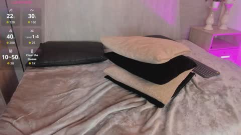   online show from 04/08/26, 07:25