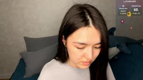Snapshot of lilysollar chatting on 04/05/26, 03:42 Lily online show from 04/05/26, 03:42