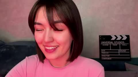 Snapshot of lilysollar chatting on 05/10/26, 05:29 Lily online show from 05/10/26, 05:29