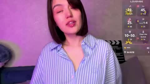 Snapshot of lilysollar chatting on 05/11/26, 04:04 Lily online show from 05/11/26, 04:04