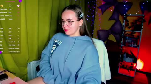Lily online show from 05/01/26, 08:24