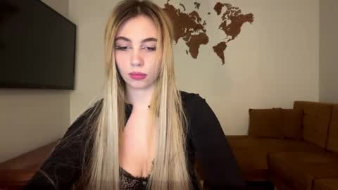 Lily online show from 03/24/26, 05:51