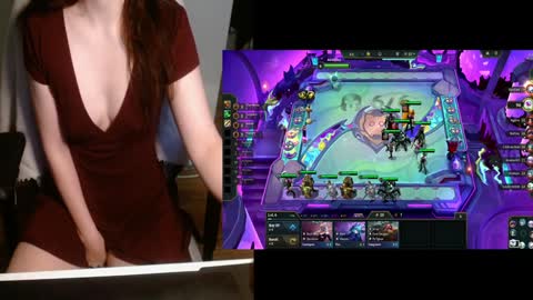 Snapshot of lilythrone chatting on 01/10/25, 06:06 Lily Rone online show from 01/10/25, 06:06