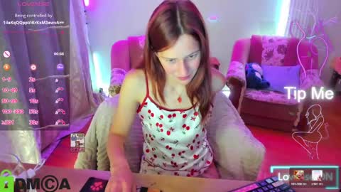 Snapshot of lilyviolet7 chatting on 06/01/26, 09:49 Hi Im Lily online show from 06/01/26, 09:49