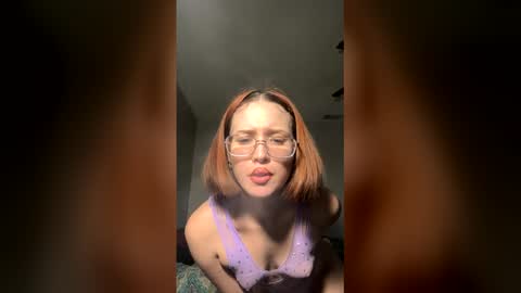 Snapshot of lilywtfff chatting on 06/06/26, 12:32 lilywtfff online show from 06/06/26, 12:32