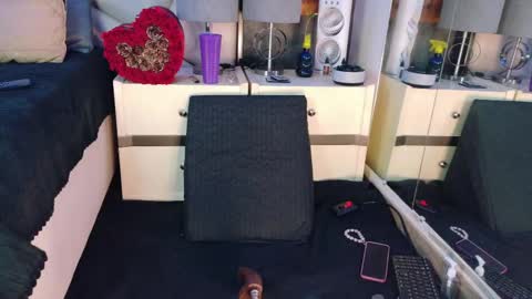 Lilly online show from 11/27/25, 11:45