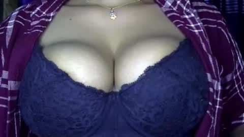 limaakter246618 online show from 02/10/26, 10:52