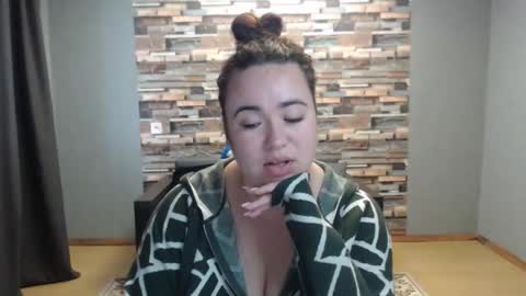 busty princess online show from 11/02/25, 11:01