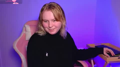 Snapshot of lime_cat chatting on 09/26/25, 11:31 lime cat online show from 09/26/25, 11:31