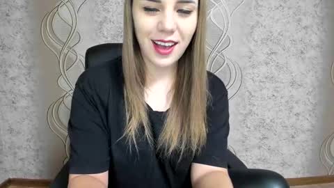    online show from 10/23/25, 12:04