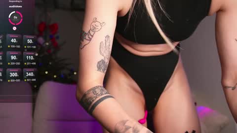 Snapshot of limy_sweet chatting on 01/15/25, 12:47 limy_sweet online show from 01/15/25, 12:47