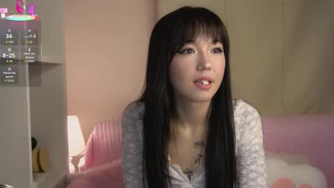 Lin Use menu to play with me  online show from 01/06/26, 08:45