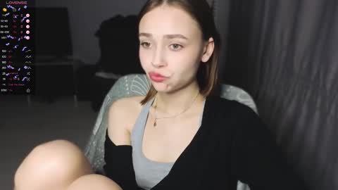 Snapshot of lina_and_lion chatting on 03/04/26, 06:14 Scarlet online show from 03/04/26, 06:14