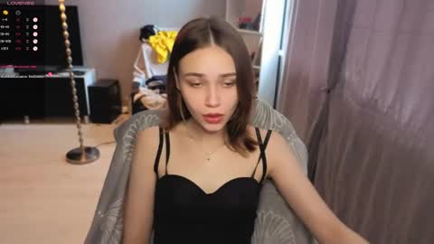 Scarlet online show from 05/29/26, 10:57