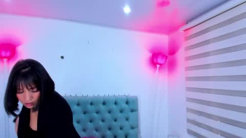  Lina Bedoya  online show from 01/18/25, 02:44