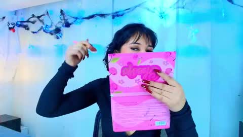  Lina Bedoya  online show from 11/07/25, 11:43