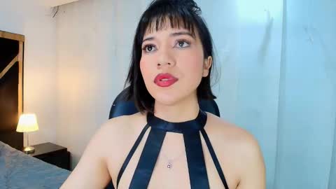  Lina Bedoya  online show from 03/28/26, 11:32