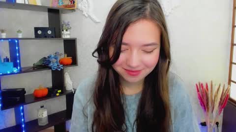 Snapshot of lina_brownie chatting on 12/21/24, 02:09 Lina online show from 12/21/24, 02:09