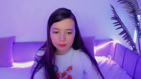 Snapshot of lina_brownie chatting on 01/09/25, 05:02 Lina online show from 01/09/25, 05:02