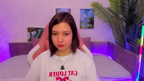 Snapshot of lina_brownie chatting on 02/19/25, 01:51 Lina online show from 02/19/25, 01:51