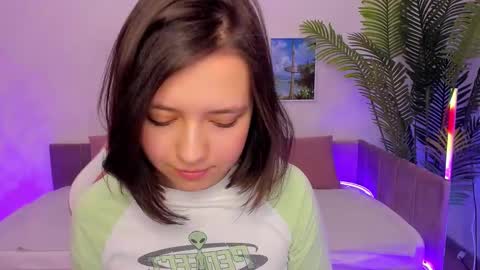 Snapshot of lina_brownie chatting on 02/22/25, 07:56 Lina online show from 02/22/25, 07:56